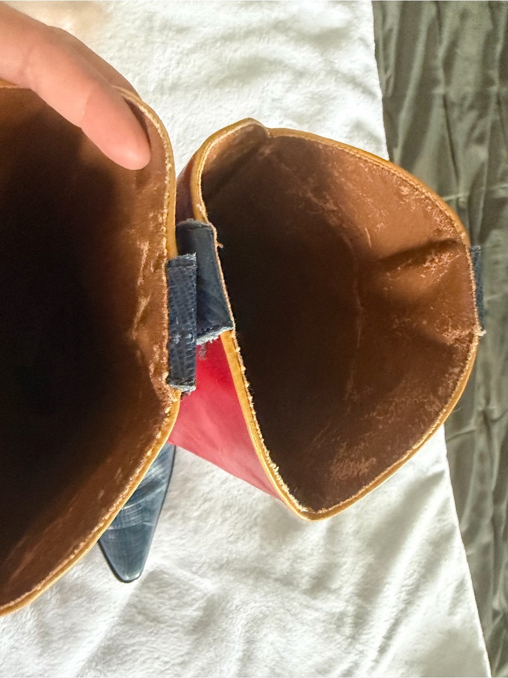 Vintage Nine West Red and Blue Floral Appliqué Western Boots - Picture 3 of 3